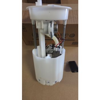 Brandstofpomp Benzinepomp VW Fox Origineel Nieuw