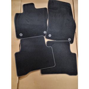 Mattenset VW Touran 5TB voetmatten Origineel Nieuw